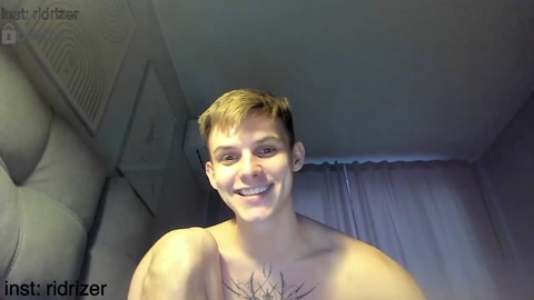 horny_jerk_roy_prick2001  26-06-2022